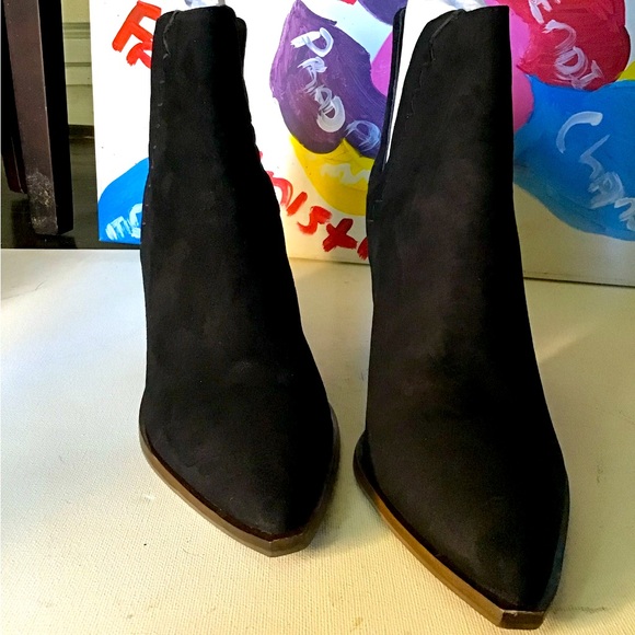 Vince Camuto Suede Block Heel Booties Size 11 - Picture 1 of 6
